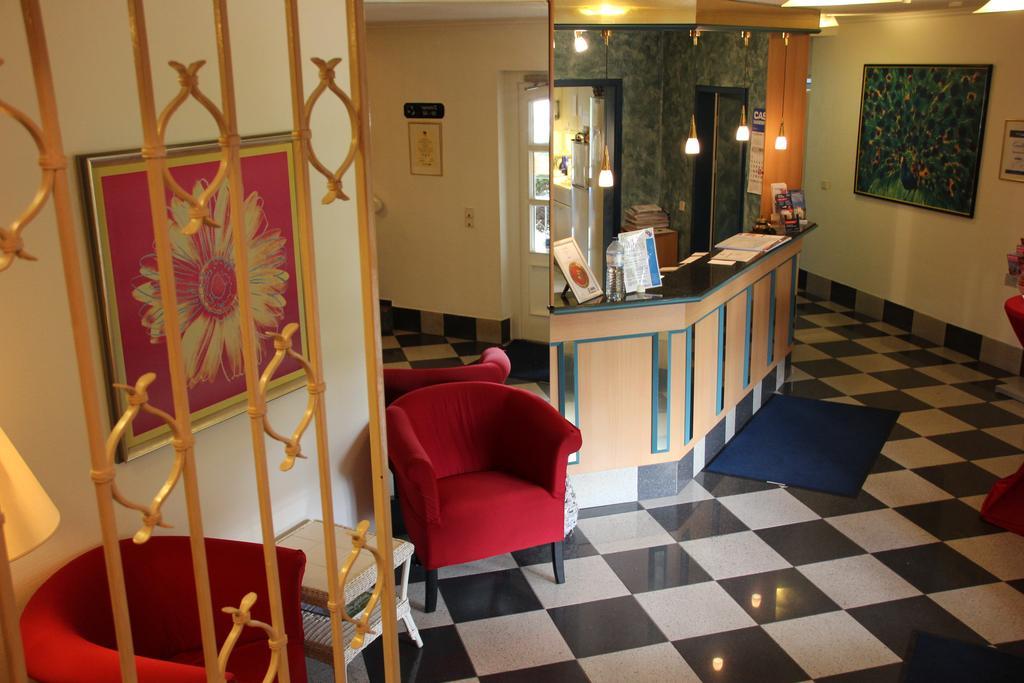 Hotel Nordic Norderstedt Buitenkant foto