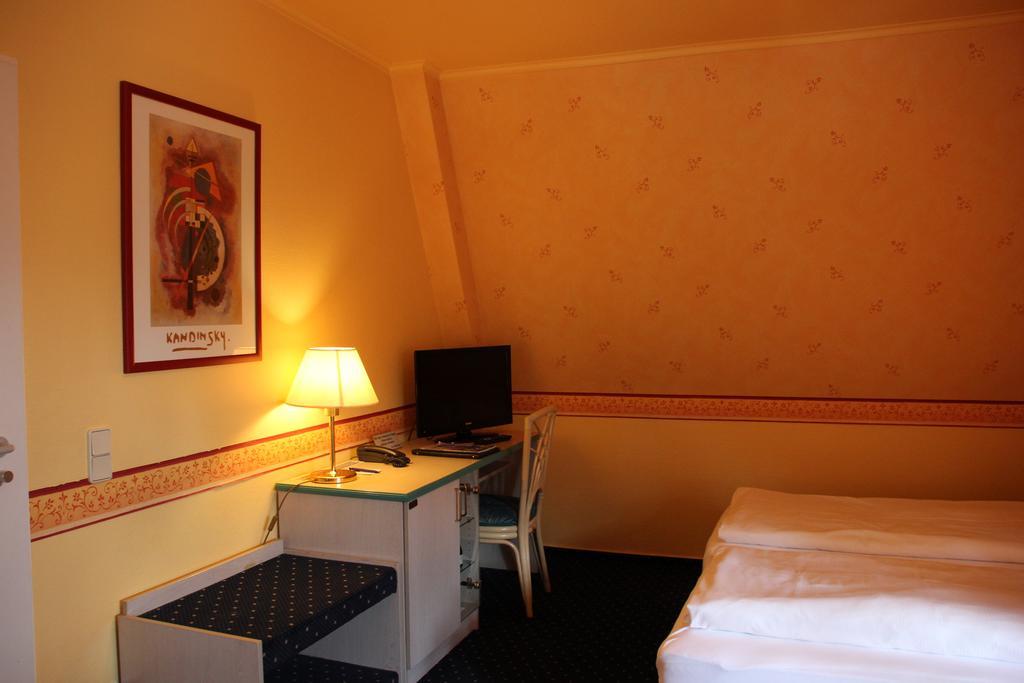 Hotel Nordic Norderstedt Buitenkant foto