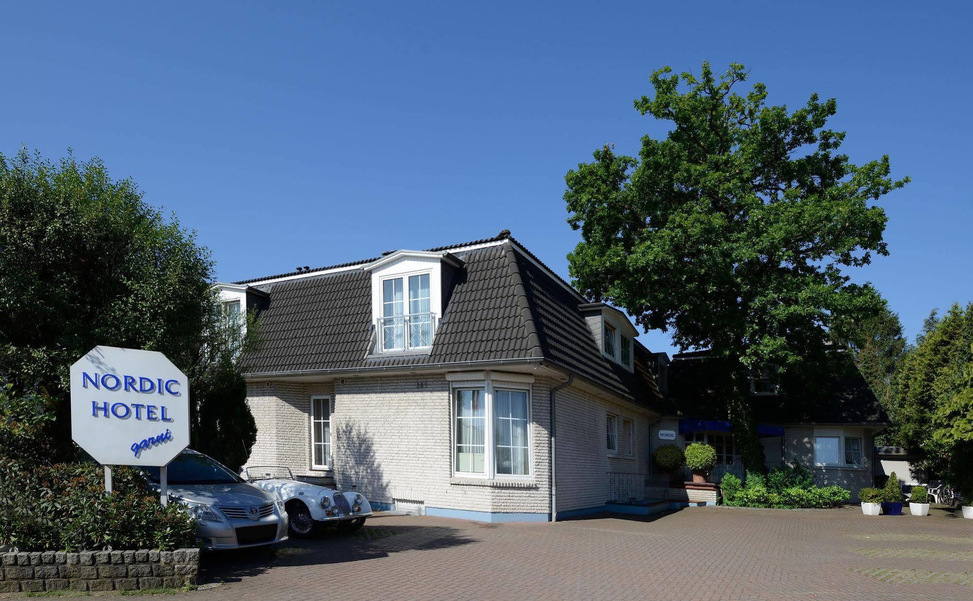 Hotel Nordic Norderstedt Buitenkant foto