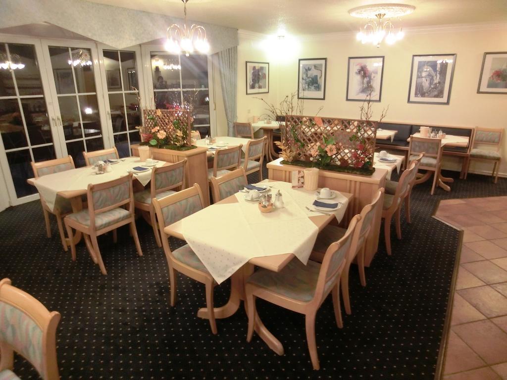 Hotel Nordic Norderstedt Buitenkant foto