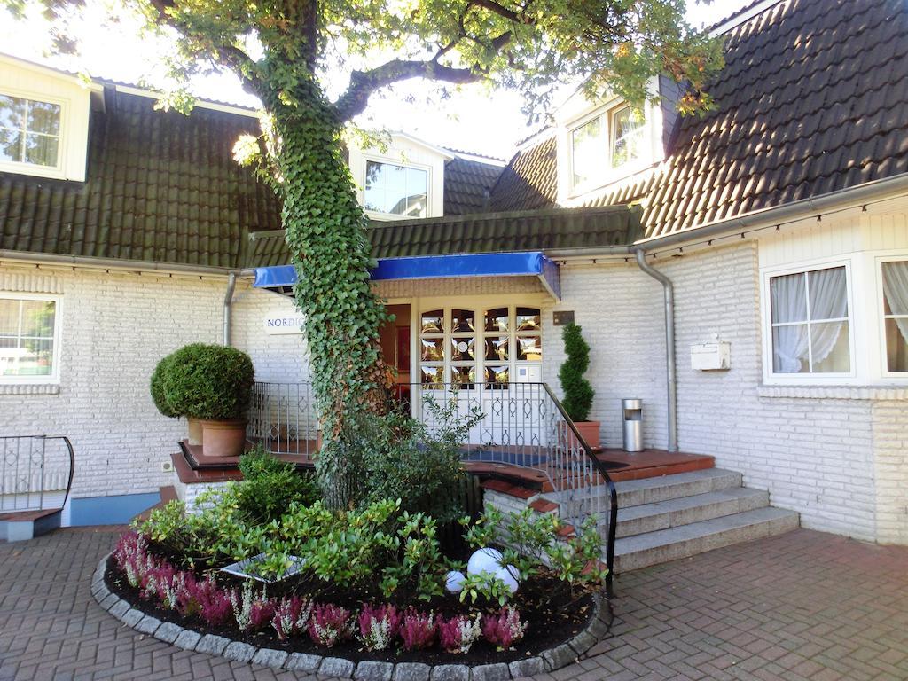 Hotel Nordic Norderstedt Buitenkant foto